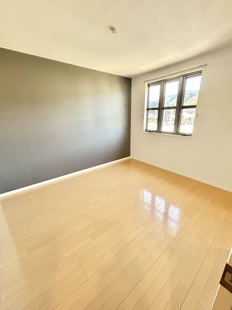 グラーティア春日Ⅱ　＊＊ A0202号-4