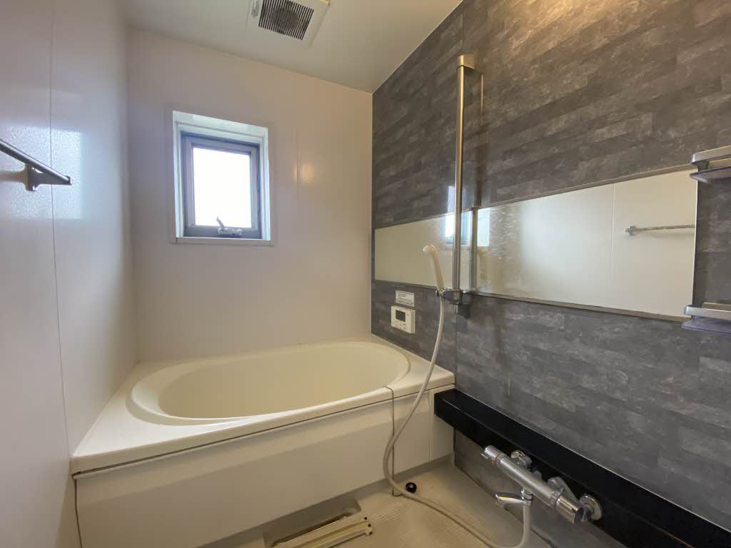 ラウンドシティ泉台　＊ A0302号-4