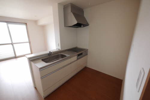 アミ・コート　＊＊　Ｂ棟 B0202号-4