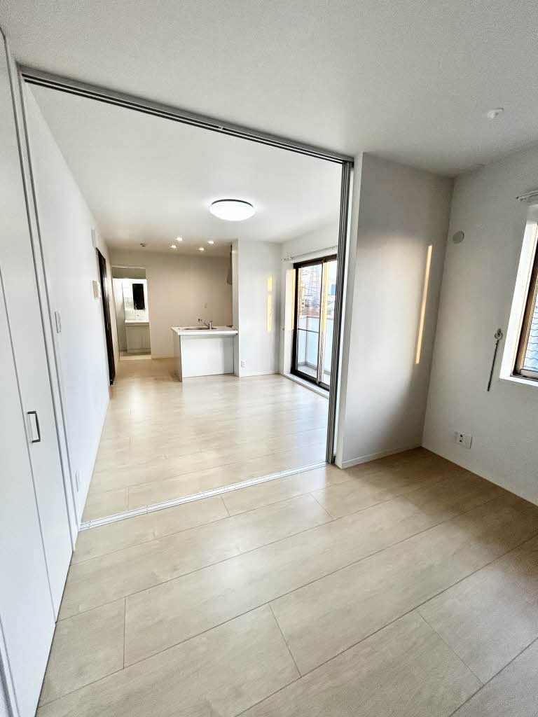 ラ・グルッラ　＊＊ A0302号-2