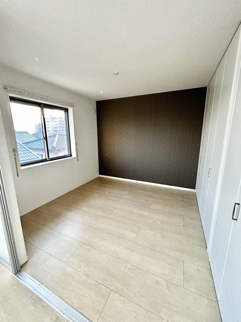 ラ・グルッラ　＊＊ A0302号-3