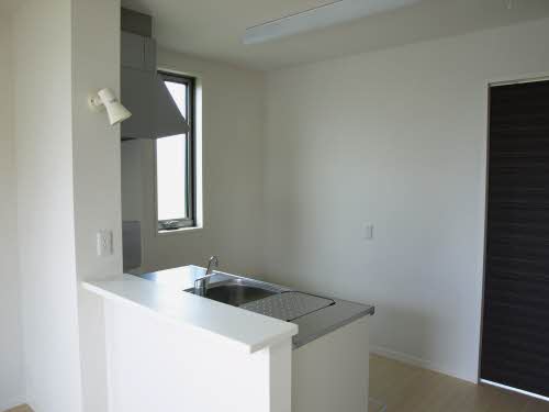 ＦＯＲＥＮＡ　Ｃ棟　＊＊ C0101号-8