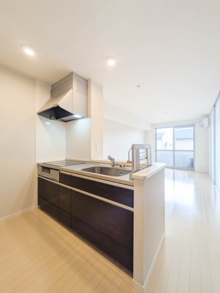 クレストールアベニュー　Ⅰ棟　＊＊ A0202号-3