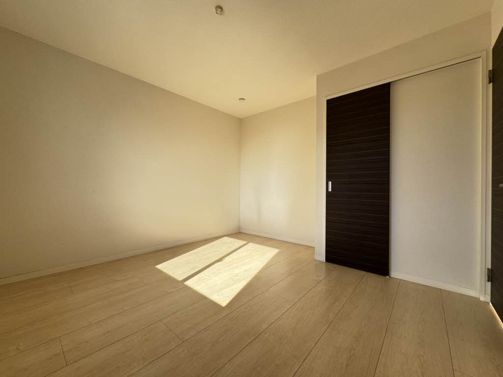 Ｆ・フラッツ鳥栖　Ｅ棟　＊ E0201号-8