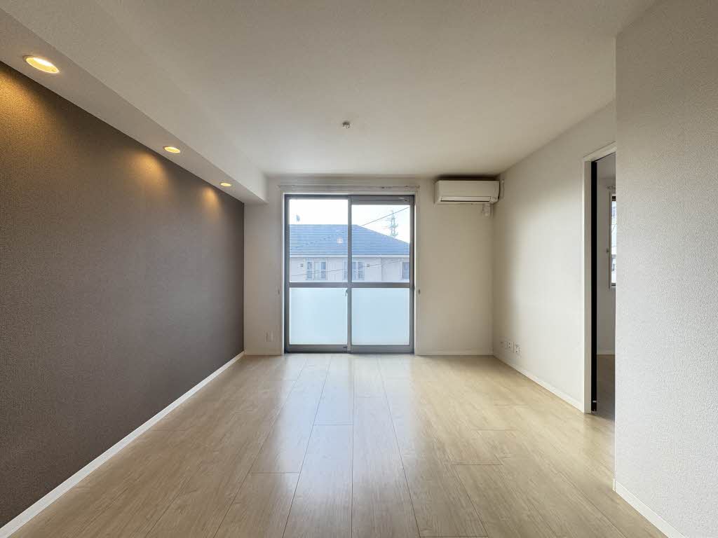 Ｆ・フラッツ鳥栖　Ｅ棟　＊ E0202号-10