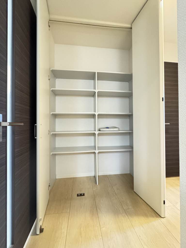 Ｆ・フラッツ鳥栖　Ｅ棟　＊ E0202号-12