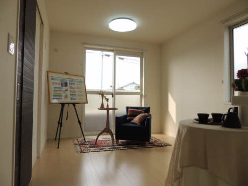 ファミーユ　Ａ　＊＊ A0101号-3