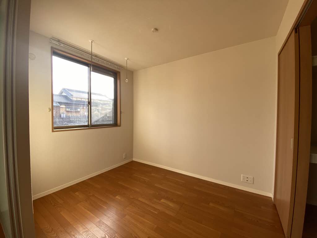 Ｒａｆｆｉｎｅ　＊ A0102号-7