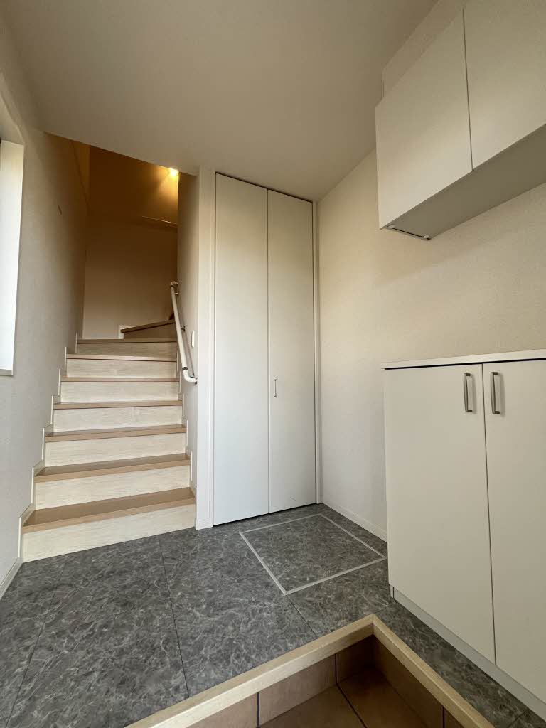 フローリッシュメゾン　＊ A0201号-8