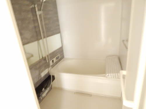 シャーメゾン・アムール　＊＊ A0203号-3