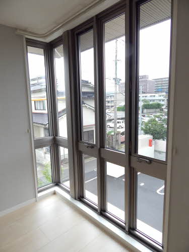 シャーメゾン・アムール　＊＊ A0203号-8