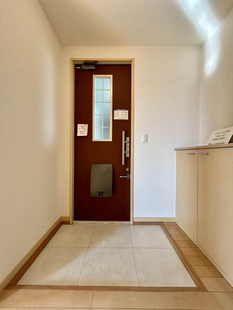 セレクトン　Ｅ棟　＊ E0201号-13