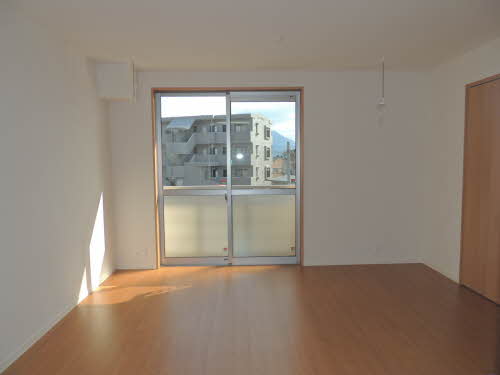 シャーメゾン・ボヌール　＊ A0204号-2