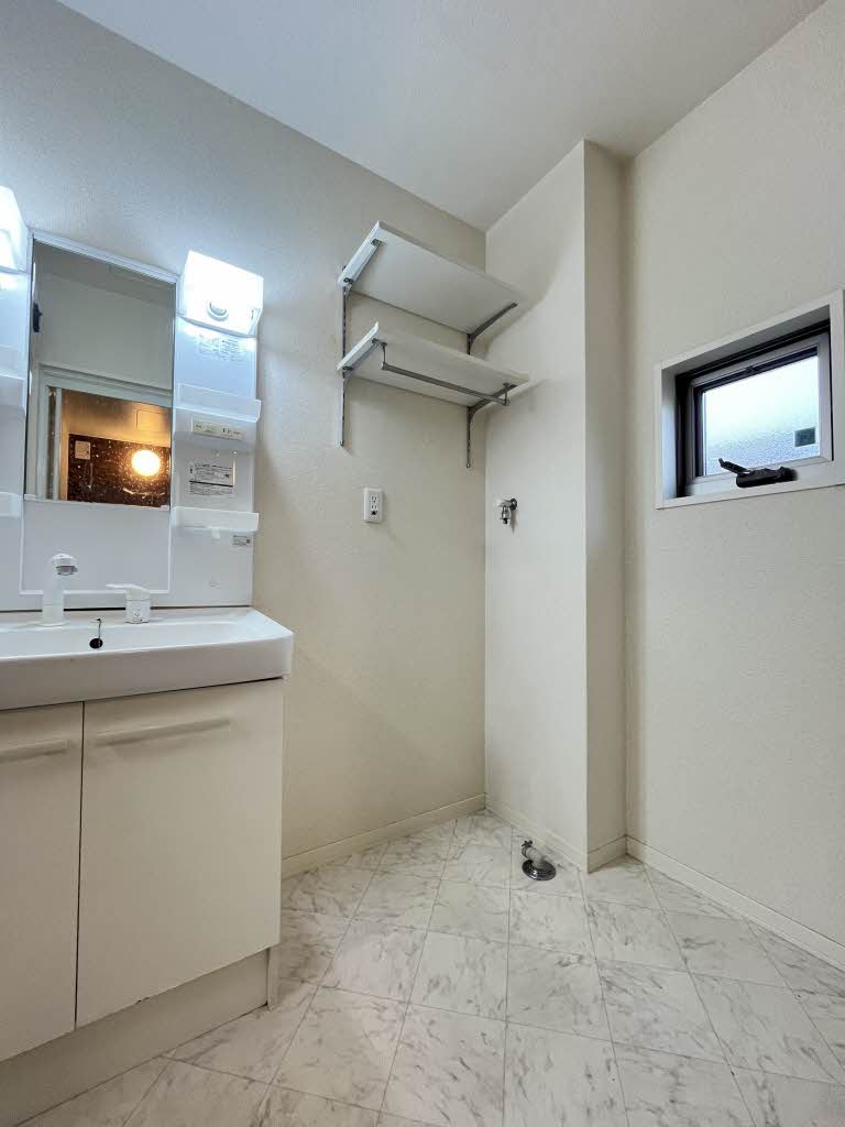 シャーメゾンＹＵＫＩ　＊ A0101号-8