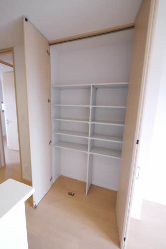 ブラウニーフラッツ　＊＊ A0202号-9