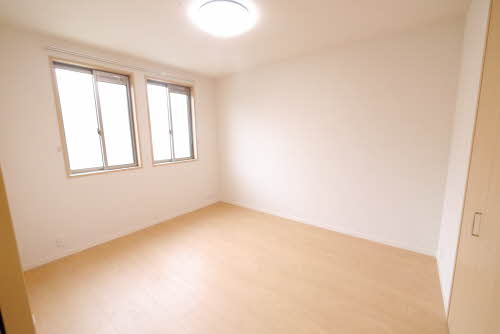 シャーメゾンリシェスⅡ　＊＊ A0202号-12