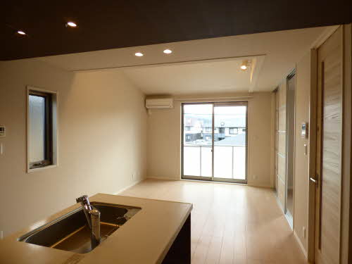 ル・ヴァン　＊ A0201号-2