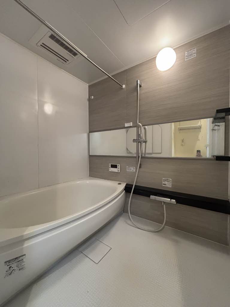 アトリエール　＊ A0203号-4