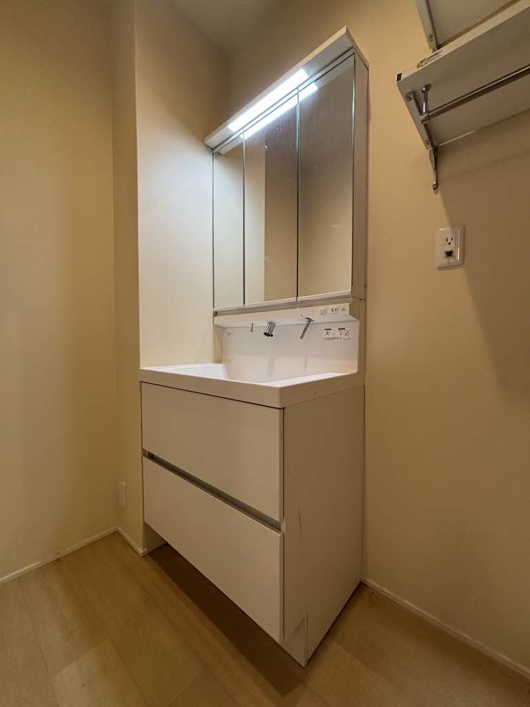 アトリエール　＊ A0203号-5