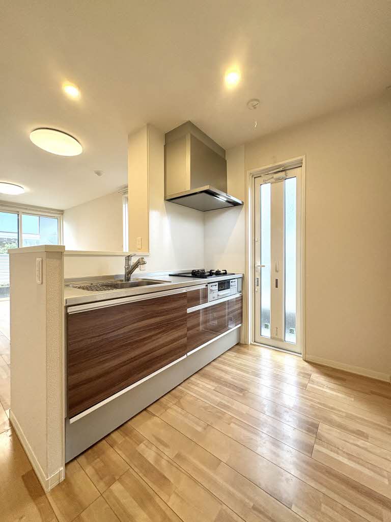 グリーントリニティー　Ｂ棟　＊ B0102号-3