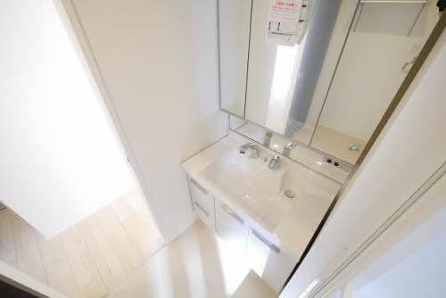 プロヌーブ春日　＊＊ A0202号-5