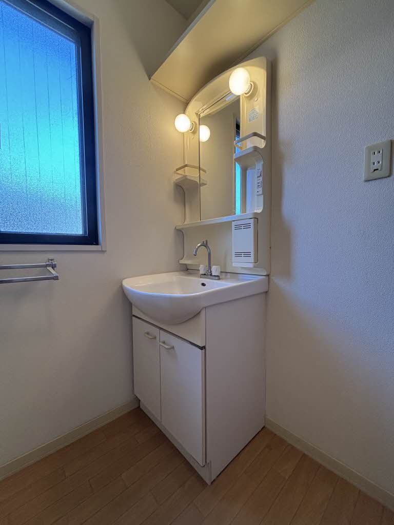 バリュージュ富の原　　Ｅ棟 E0203号-6