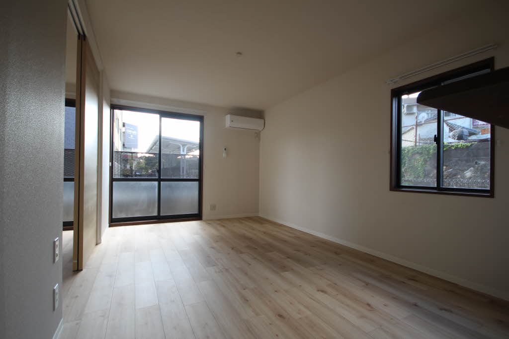 ディアスタウン　Ｂ棟　＊ B0102号-2