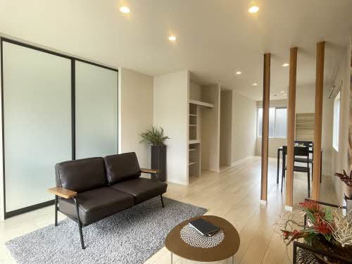 ヴィラウィステリア南高江　Ｂ棟　＊ B0102号-3