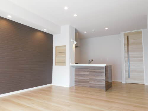 Ｓｅｒｅｎａ　Ｖｉｌｌａ　＊＊ A0302号-4