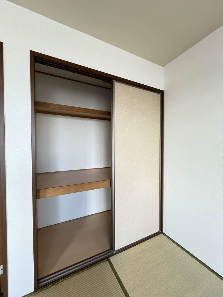 バリュージュＤ＆Ｍ　＊ A0202号-8