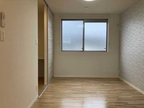 ＳＨＭ　Ｆｅｌｉｓｅｅｄ　ＫＨ　＊ A0102号-3