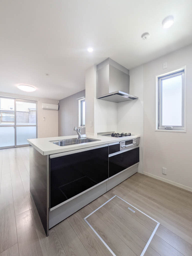 シャーメゾン・クレスト　＊＊ A0101号-3