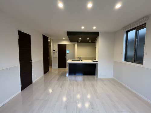 シャーメゾン学園通り　＊ A0101号-2