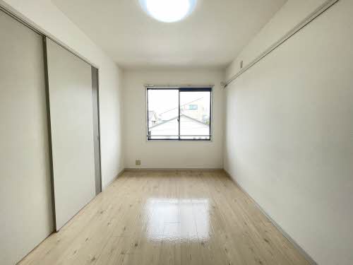 フレグランス　セナ　＊＊ A0202号-5