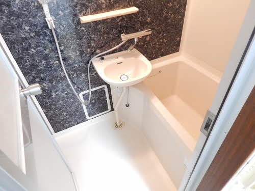 マダレンホール A0202号-3