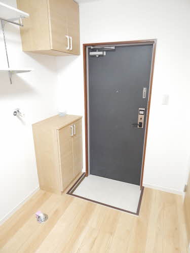 マダレンホール A0202号-7