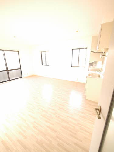 フィオーレⅠ　Ｂ棟　＊＊ B0202号-4