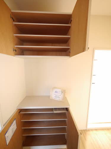 フィオーレⅠ　Ｂ棟　＊＊ B0202号-10