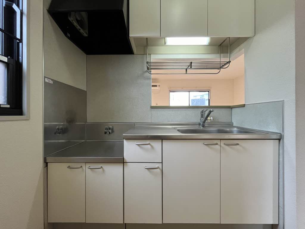 フィオーレⅡ　Ｃ棟　＊＊ C0102号-3