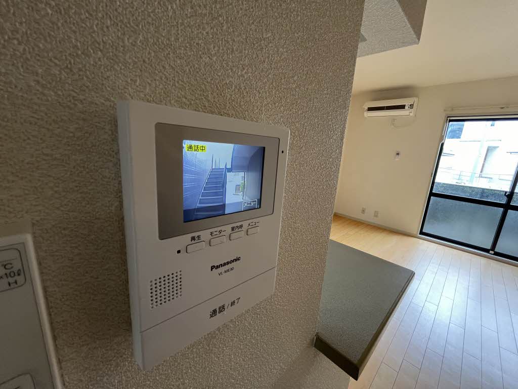 フィオーレⅡ　Ｃ棟　＊＊ C0102号-11