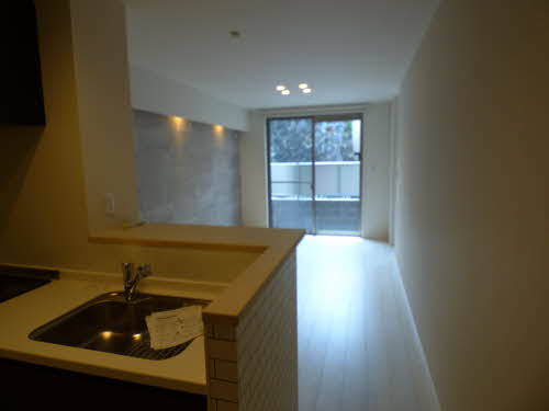 Ｇｒｅｅｎ　Ｓｃｅｎｔ　六本松　＊ A0102号-2