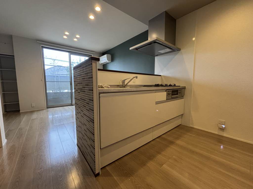 Ｄｅｌｉｇｈｔ城内　＊ A0101号-3