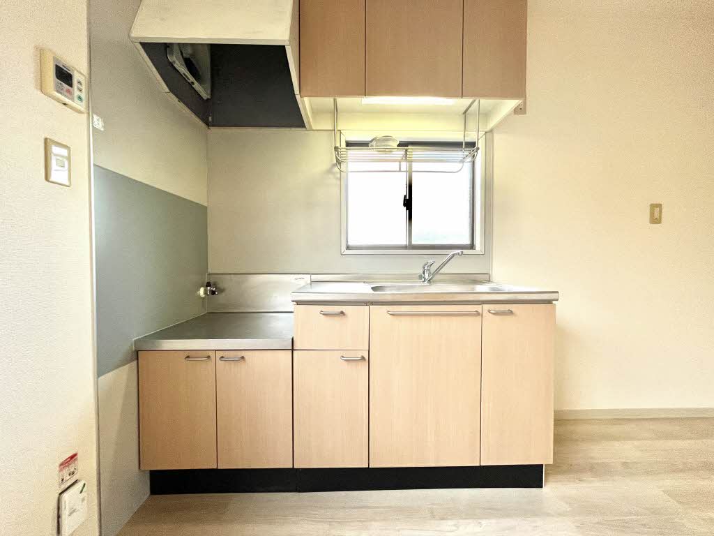 ニューフォーレス鶴　＊ A0103号-3