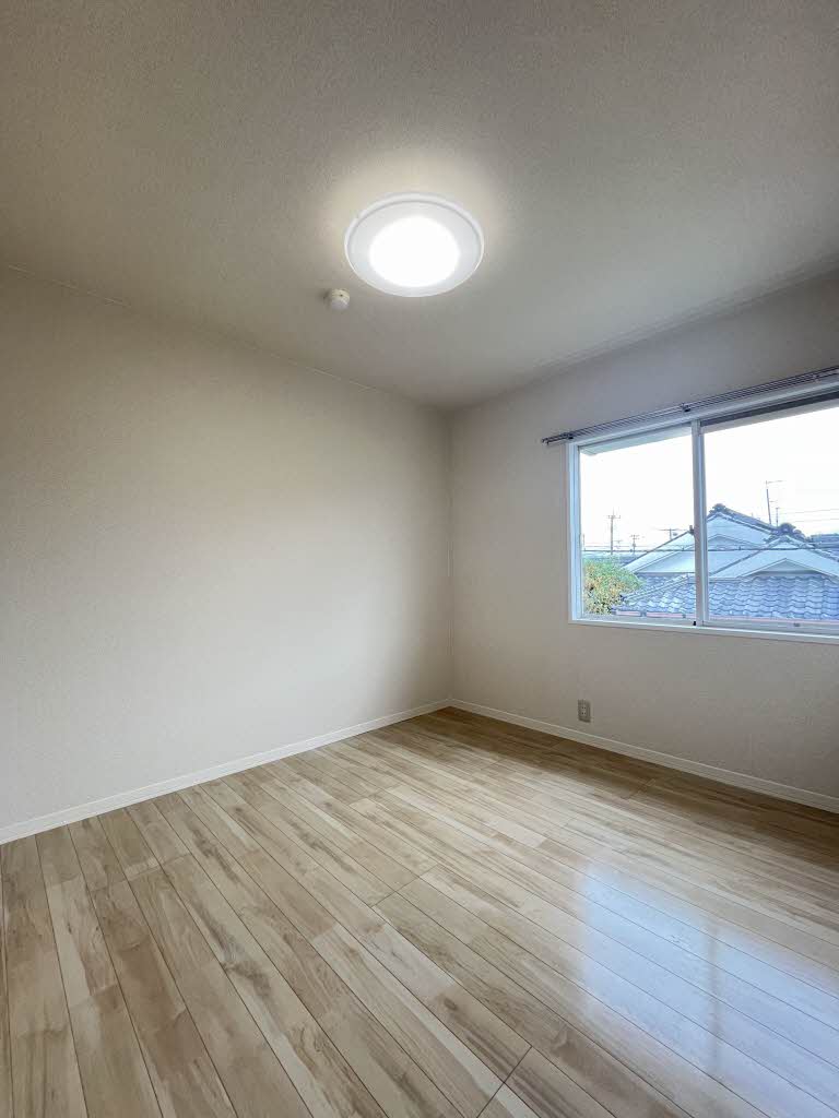 フラワーハイツ A0202号-3