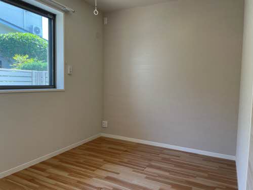 シャーメゾンローツェ国府　＊ A0102号-13