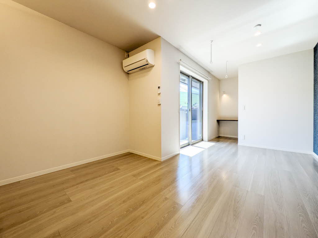 シャーメゾンＳｉｎ　＊ A0102号-4