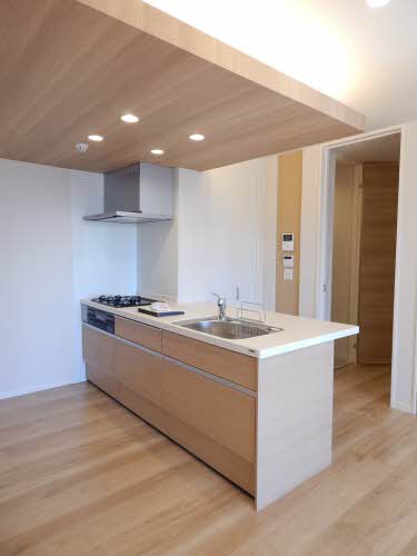 シャーメゾンクレストール御領　＊ A0204号-3