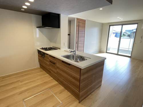 シャーメゾン　ルピナス　＊ A0102号-3