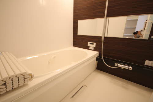 ＳｈａＭａｉｓｏｎ　ＹＡＳＵＮＩＳＨＩ　＊ A0202号-4