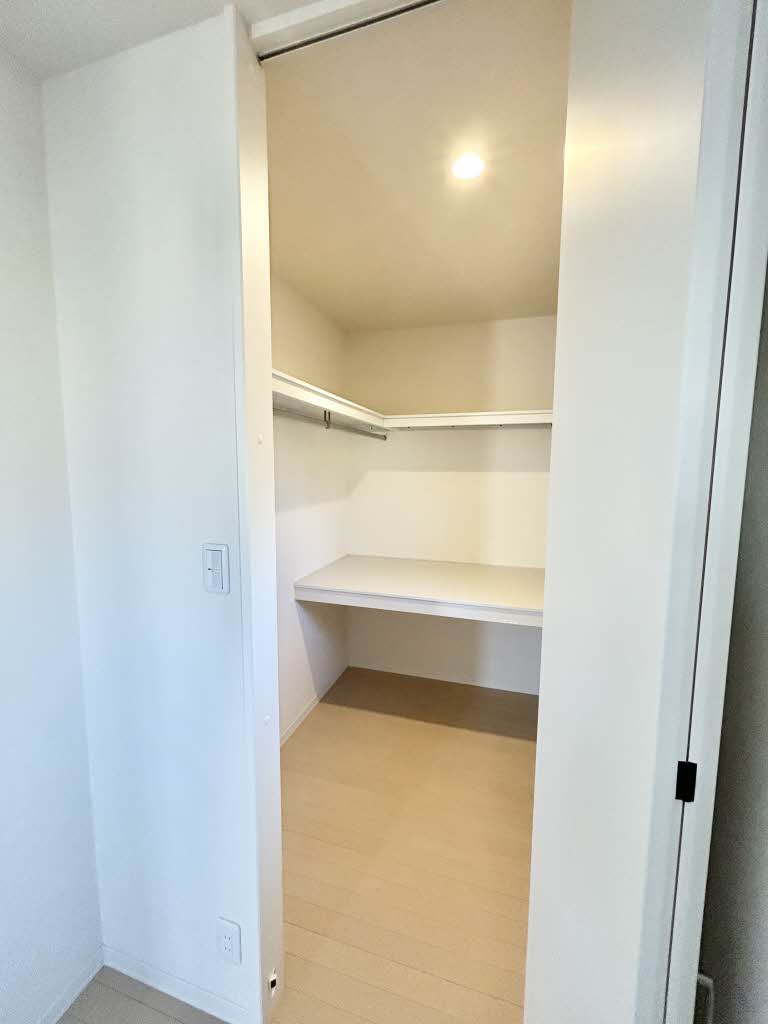 シャーメゾンエクラージュ ** A0201号-7